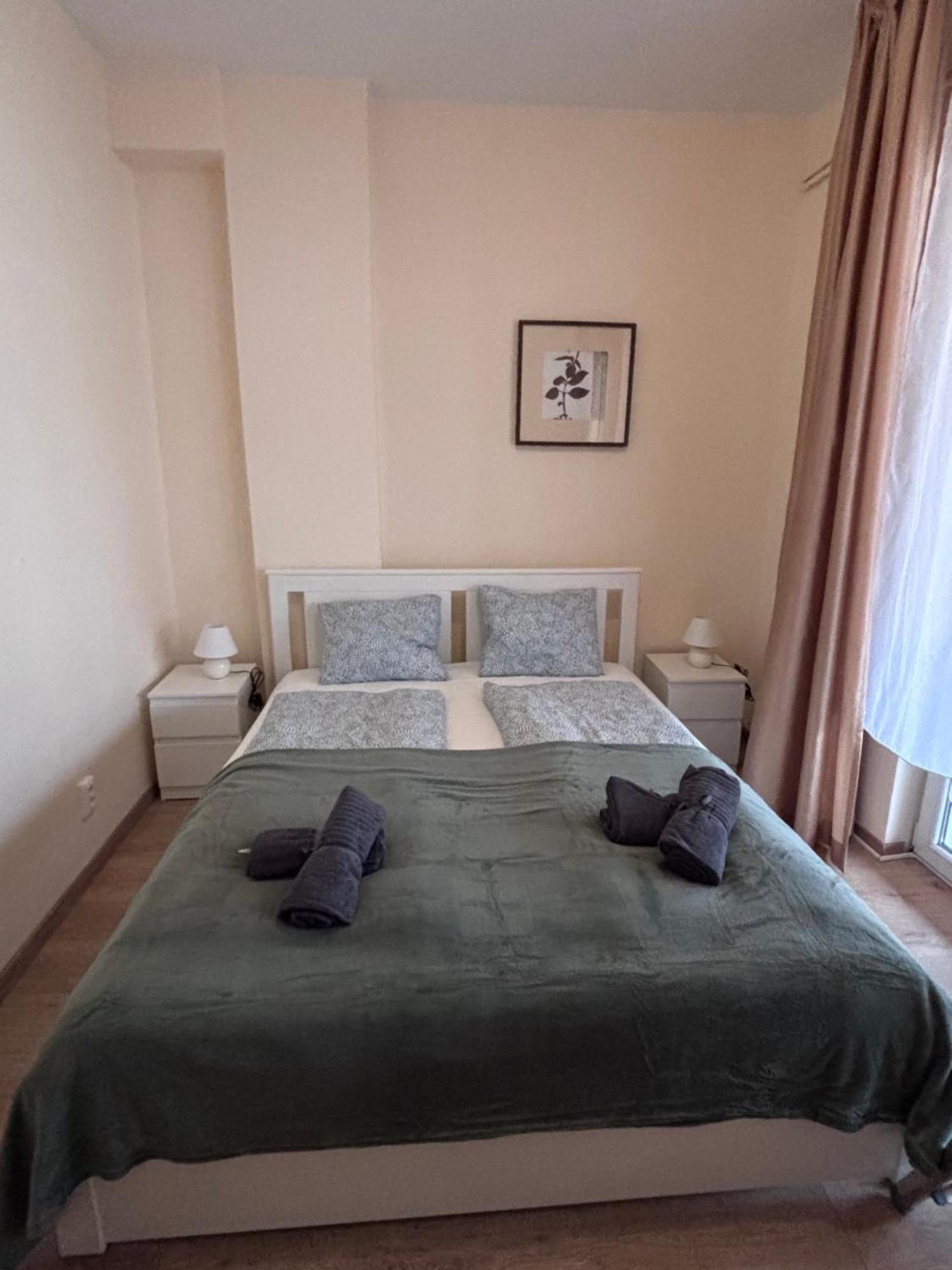 Bed and Breakfast Airportmax Panzio Вечийш Екстер'єр фото