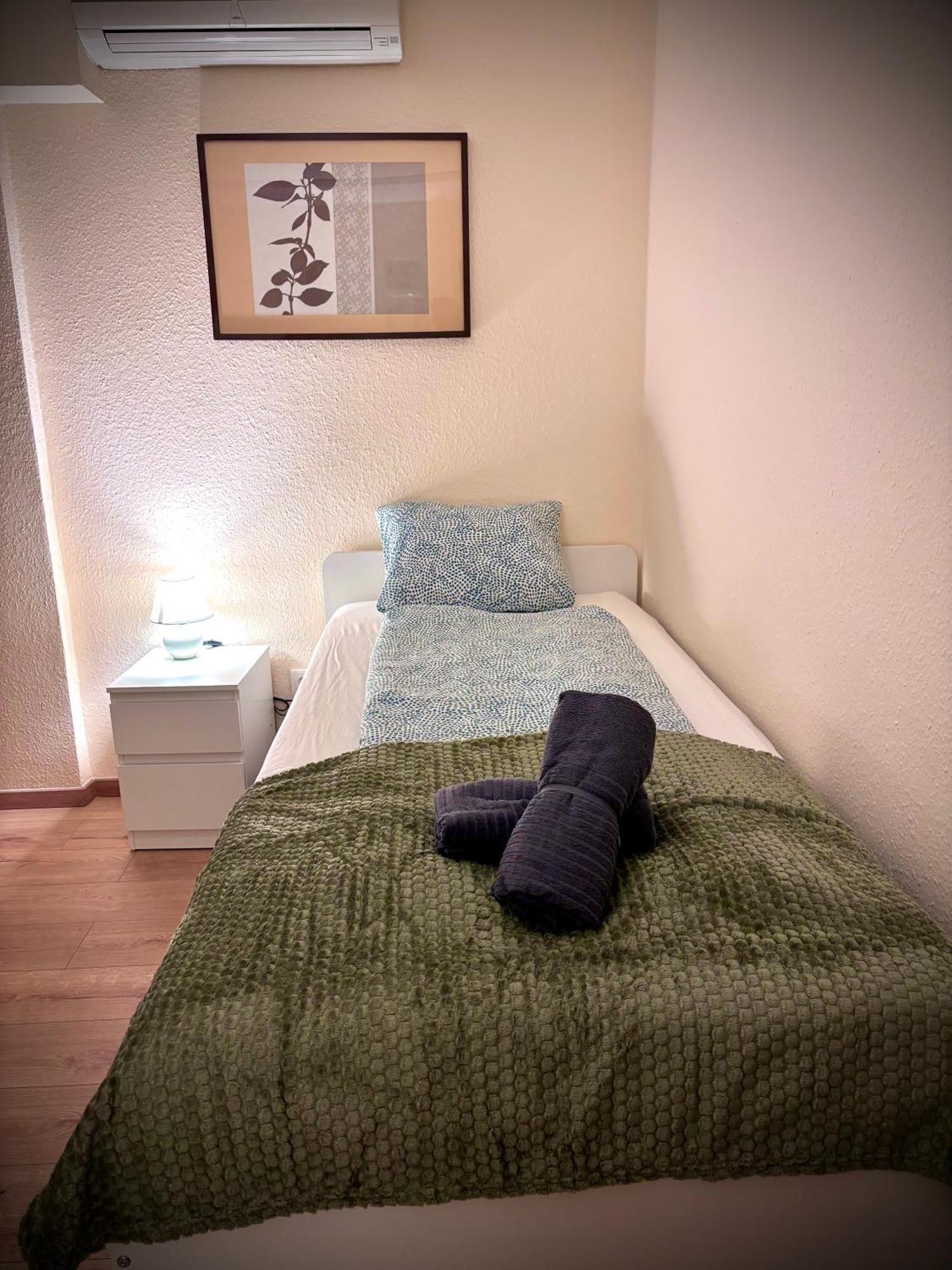 Bed and Breakfast Airportmax Panzio Вечийш Екстер'єр фото